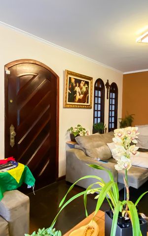 Casa para alugar com 285m², 3 quartos e 5 vagas