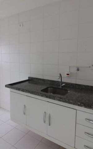Apartamento para alugar com 63m², 2 quartos e 1 vagaCozinha e Área de Serviço