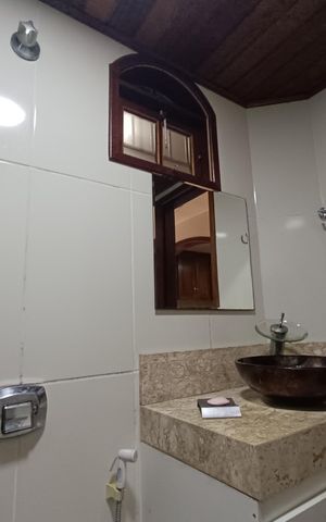 Casa para alugar com 334m², 5 quartos e 3 vagas