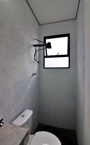 Casa à venda com 200m², 3 quartos e 2 vagasBanheiro de serviço