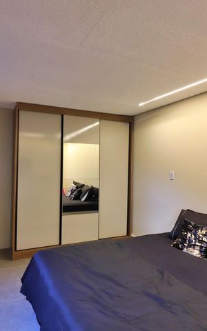 Casa à venda com 200m², 3 quartos e 2 vagasQuarto de Serviço
