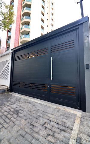 Casa à venda com 200m², 3 quartos e 2 vagasFachada