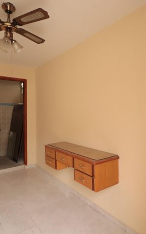 Casa à venda com 215m², 3 quartos e 2 vagasQuarto de Serviço