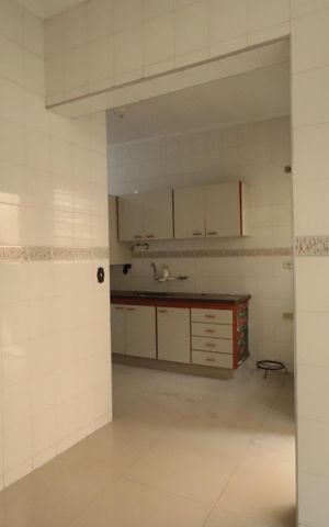 Casa à venda com 215m², 3 quartos e 2 vagasCopa