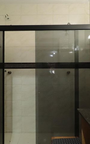 Casa à venda com 215m², 3 quartos e 2 vagasBanheiro da Suíte 2