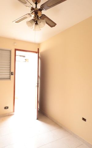 Casa à venda com 215m², 3 quartos e 2 vagasQuarto de Serviço