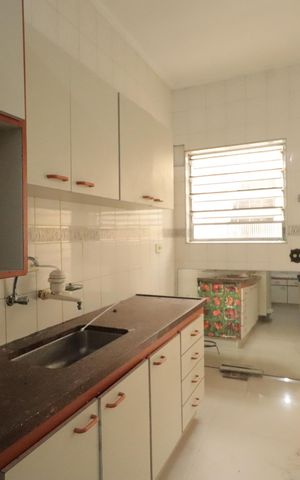 Casa à venda com 215m², 3 quartos e 2 vagasCozinha