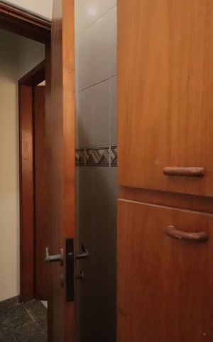 Casa à venda com 215m², 3 quartos e 2 vagasBanheiro Social