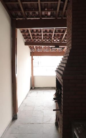 Casa à venda com 215m², 3 quartos e 2 vagasVaranda