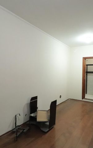 Casa à venda com 215m², 3 quartos e 2 vagasQuarto 2 - Suíte