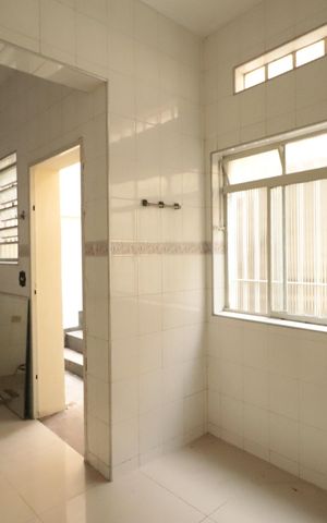 Casa à venda com 215m², 3 quartos e 2 vagasCopa