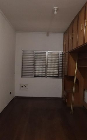 Casa à venda com 215m², 3 quartos e 2 vagasQuarto 1 - Suíte