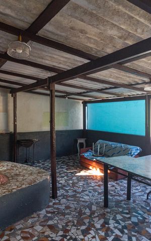 Casa à venda com 230m², 3 quartos e 3 vagas Casa à venda com 230m², 3 quartos e 3 vagasQuintal