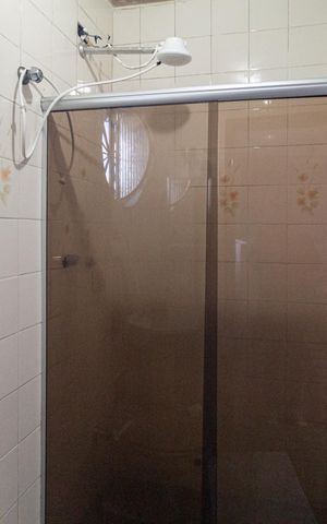 Casa à venda com 230m², 3 quartos e 3 vagas Casa à venda com 230m², 3 quartos e 3 vagasBanheiro