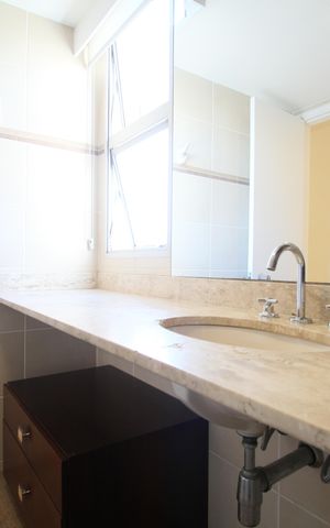 Apartamento à venda com 102m², 3 quartos e 2 vagasBanheiro Suíte 