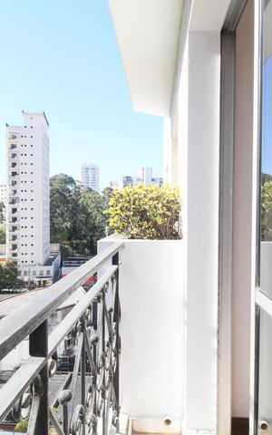 Apartamento à venda com 102m², 3 quartos e 2 vagasVaranda