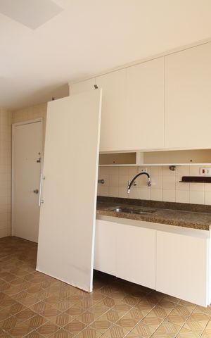 Apartamento à venda com 102m², 3 quartos e 2 vagasCozinha - Armários