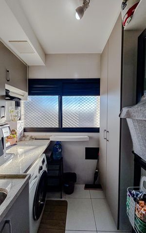 Apartamento à venda com 73m², 2 quartos e 1 vagaÁrea de Serviço