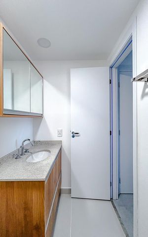 Apartamento à venda com 76m², 2 quartos e 1 vagaBanheiro da Suíte
