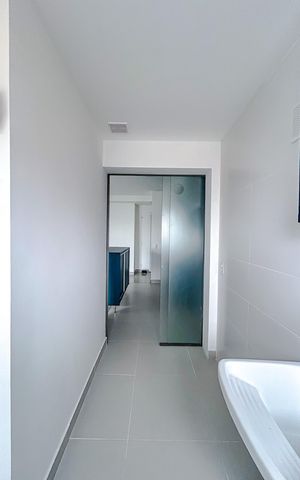 Apartamento à venda com 76m², 2 quartos e 1 vagaÁrea de Serviço