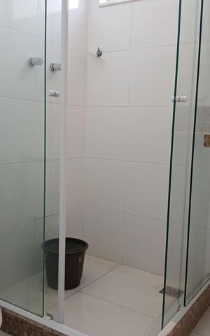 Casa de condomínio à venda com 260m², 5 quartos e 3 vagas Casa de condomínio à venda com 260m², 5 quartos e 3 vagasBanheiro