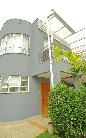 Casa à venda com 290m², 3 quartos e 4 vagasVista interna 