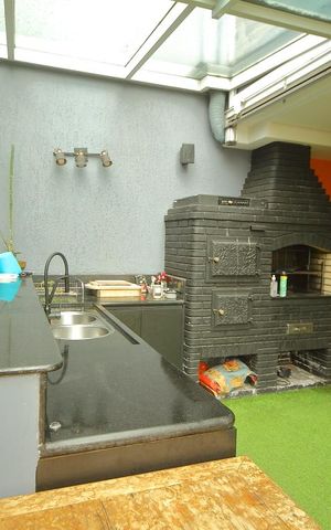 Casa à venda com 290m², 3 quartos e 4 vagasÁrea Gourmet/Convivência  