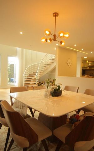 Casa à venda com 290m², 3 quartos e 4 vagasSala de jantar 