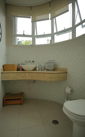 Casa à venda com 290m², 3 quartos e 4 vagasLavabo da Sala 