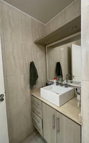 Apartamento à venda com 75m², 2 quartos e 1 vaga Apartamento à venda com 75m², 2 quartos e 1 vagaBanheiro