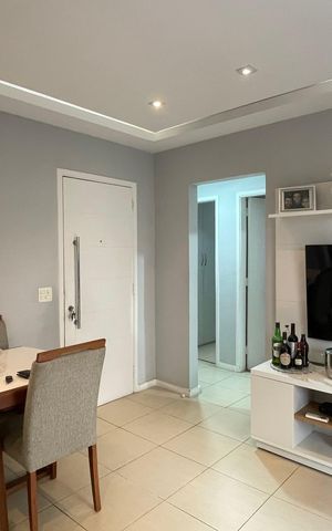 Apartamento à venda com 75m², 2 quartos e 1 vaga Apartamento à venda com 75m², 2 quartos e 1 vagaSala