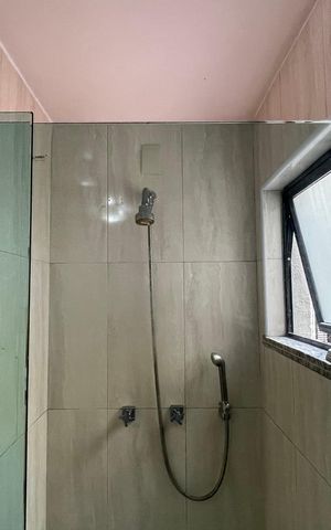 Apartamento à venda com 75m², 2 quartos e 1 vaga Apartamento à venda com 75m², 2 quartos e 1 vagaBanheiro