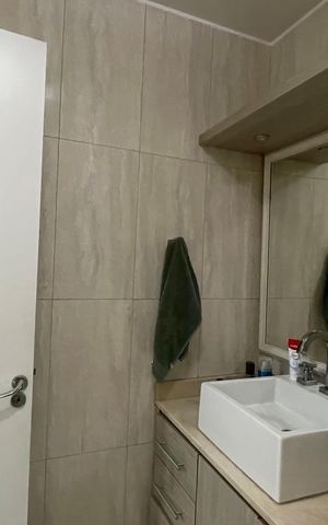 Apartamento à venda com 75m², 2 quartos e 1 vaga Apartamento à venda com 75m², 2 quartos e 1 vagaBanheiro
