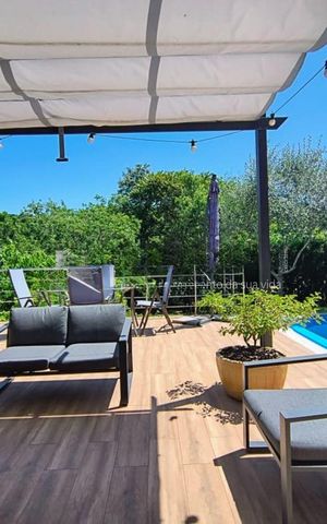 Casa de condomínio para alugar com 290m², 2 quartos e 4 vagas