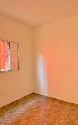 Casa para alugar com 55m², 2 quartos e sem vagaQuarto 1