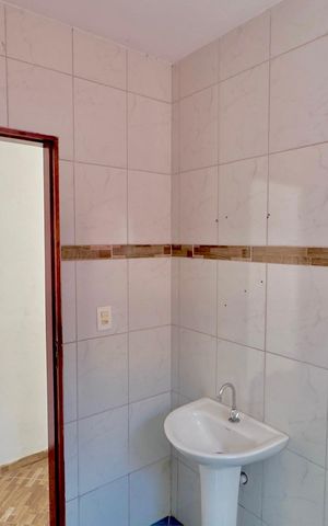 Casa para alugar com 55m², 2 quartos e sem vagaBanheiro