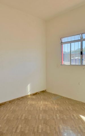 Casa para alugar com 55m², 2 quartos e sem vaga Casa para alugar com 55m², 2 quartos e sem vagaSala
