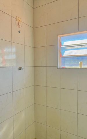 Casa para alugar com 55m², 2 quartos e sem vaga Casa para alugar com 55m², 2 quartos e sem vagaBanheiro