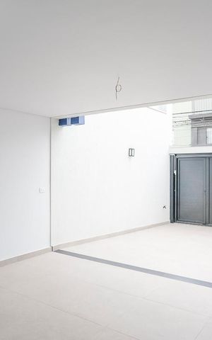 Casa à venda com 220m², 3 quartos e 4 vagasGaragem