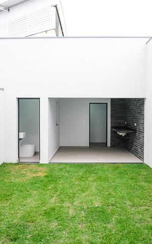 Casa à venda com 220m², 3 quartos e 4 vagasQuintal