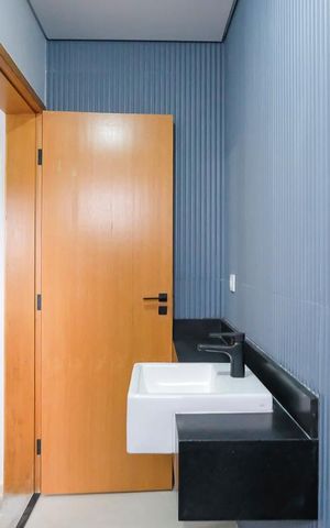 Casa à venda com 220m², 3 quartos e 4 vagasBanheiro da suíte 3