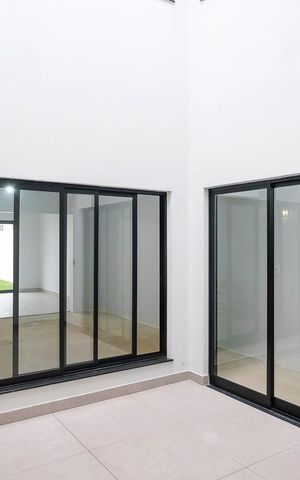 Casa à venda com 220m², 3 quartos e 4 vagasJardim de inverno