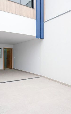Casa à venda com 220m², 3 quartos e 4 vagasGaragem