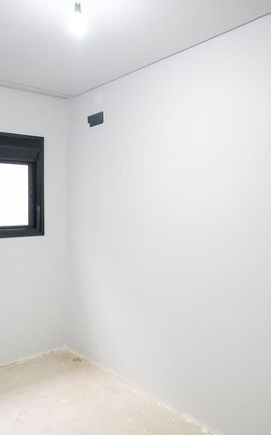 Casa à venda com 220m², 3 quartos e 4 vagasSuíte 2