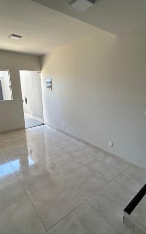 Casa para alugar com 73m², 2 quartos e 1 vaga Casa para alugar com 73m², 2 quartos e 1 vagaSala