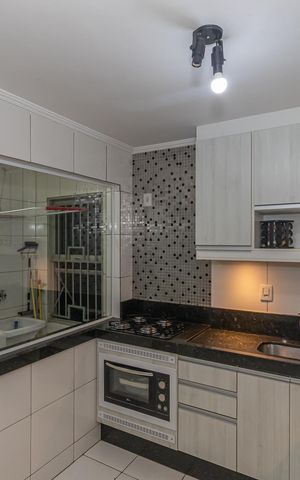 Apartamento à venda com 65m², 3 quartos e 1 vaga Apartamento à venda com 65m², 3 quartos e 1 vagaCozinha e Área de Serviço