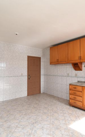 Casa para alugar com 250m², 3 quartos e 4 vagasCozinha
