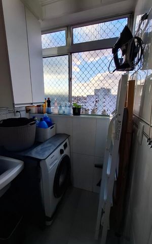 Apartamento à venda com 49m², 2 quartos e 1 vaga Apartamento à venda com 49m², 2 quartos e 1 vagaÁrea de serviço