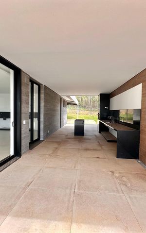 Casa de condomínio para alugar com 504m², 4 quartos e 4 vagas