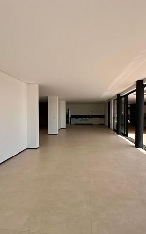 Casa de condomínio para alugar com 504m², 4 quartos e 4 vagas